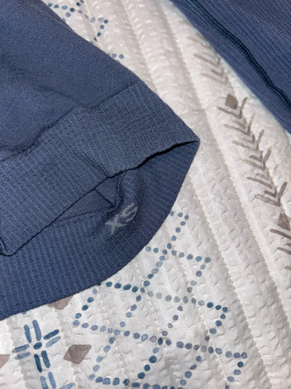 Lululemon keep the heat thermal long sleeve top size XS iron blue NWOT